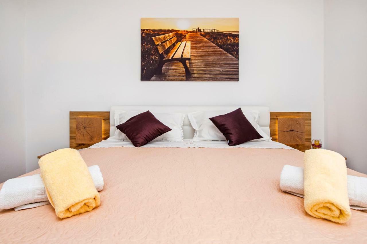 Rooms Mariana Rovinj Exterior photo